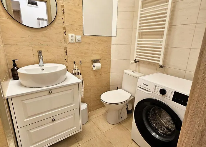 Location Old Town - Free Parking Апартаменты Братислава