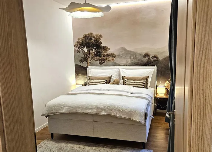 Апартаменты Location Old Town - Free Parking *